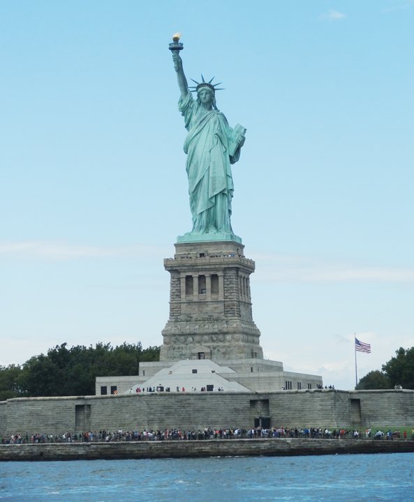 via Statue of Liberty with Staten Island Ferry New York in CityKinder German Blog CityErleben