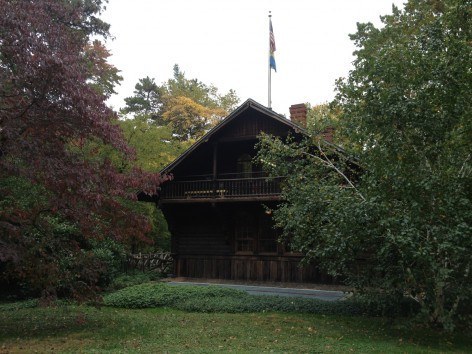 Swedish Cottage Marionette Theater in Central Park New York in CityKinder German Blog CityErleben